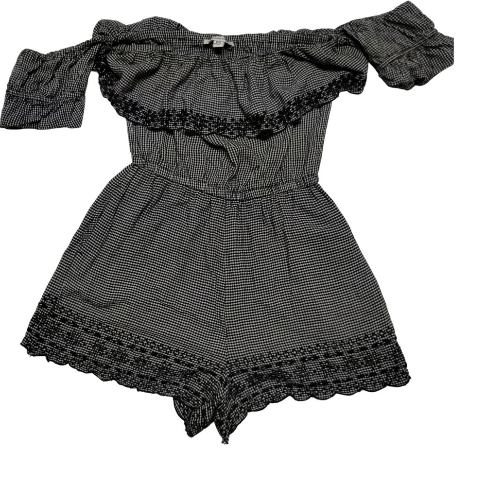 American‎ Eagle Gingham Romper XS Black White Embroidered Off Shoulder Ruffle